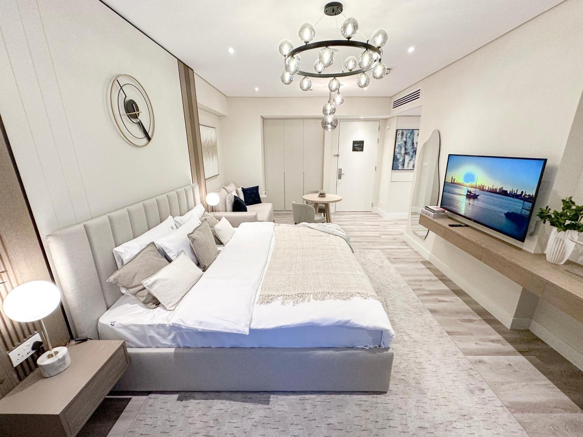 Breathtaking View - Address Marina