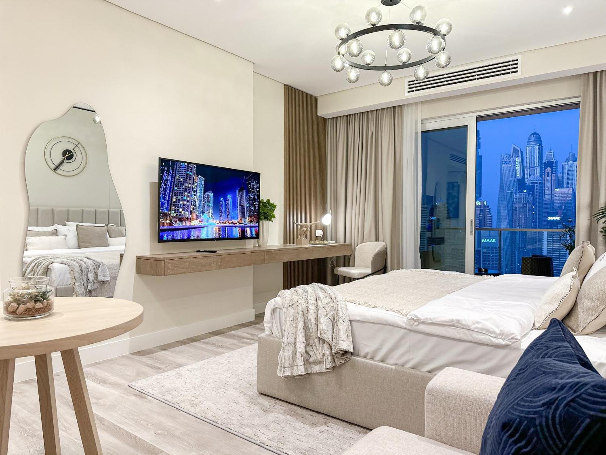 Breathtaking View - Address Marina Apartment